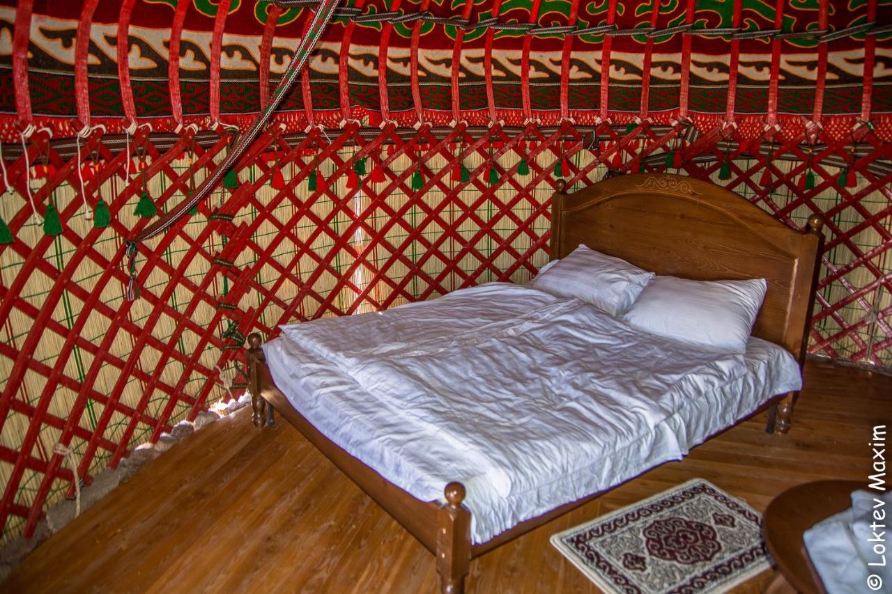Ethno Complex Oimo Tash Hotel Kaji-Say Екстериор снимка